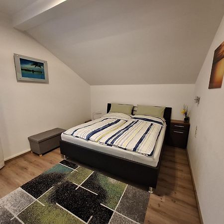 גמונדן Ferienwohnung Schicker מראה חיצוני תמונה