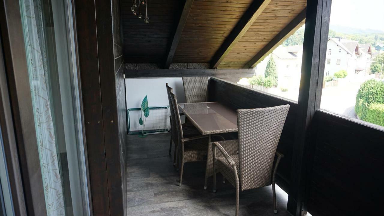 גמונדן Ferienwohnung Schicker מראה חיצוני תמונה